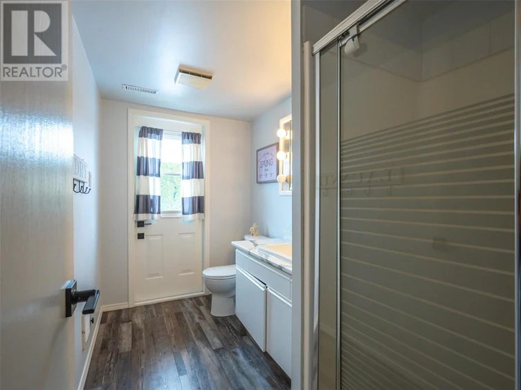 521 Alder Street, Penticton, BC, V2A 4C5 - 12