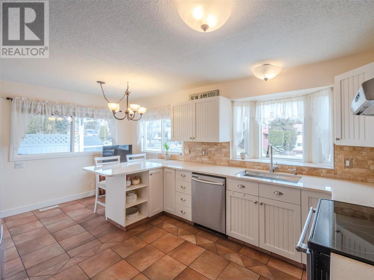 521 Alder Street, Penticton, BC, V2A 4C5 - 27