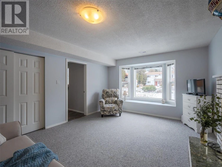 521 Alder Street, Penticton, BC, V2A 4C5 - 5