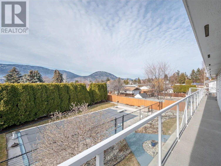 521 Alder Street, Penticton, BC, V2A 4C5 - 64
