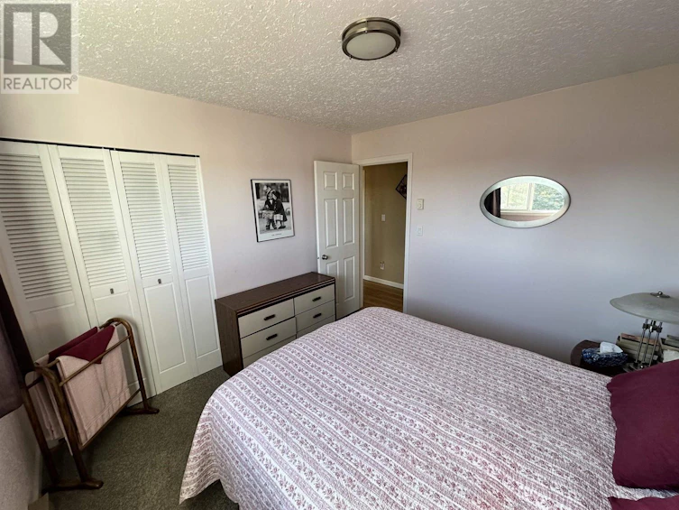 466 Evergreen Crescent, 100 Mile House, BC, V0K 2E0 - 23