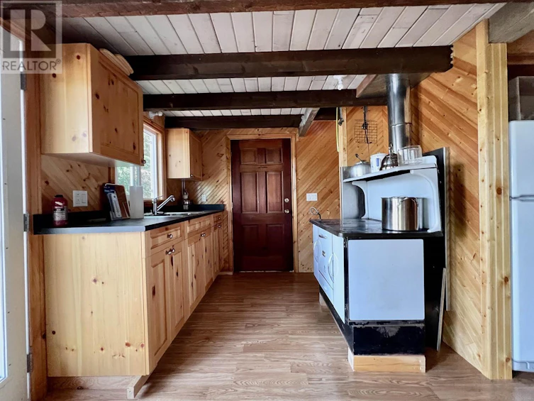 5264 Machete Lake Road, Bridge Lake, BC, V0K 1E0 - 9
