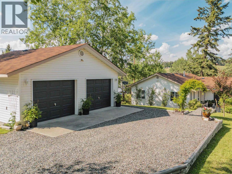 5151 Watson Lake Road, 100 Mile House, BC, V0K 2E1 - 4
