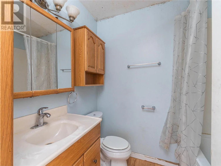 602-604 Brentwood Avenue, Kamloops, BC, V2P 1P5 - 18