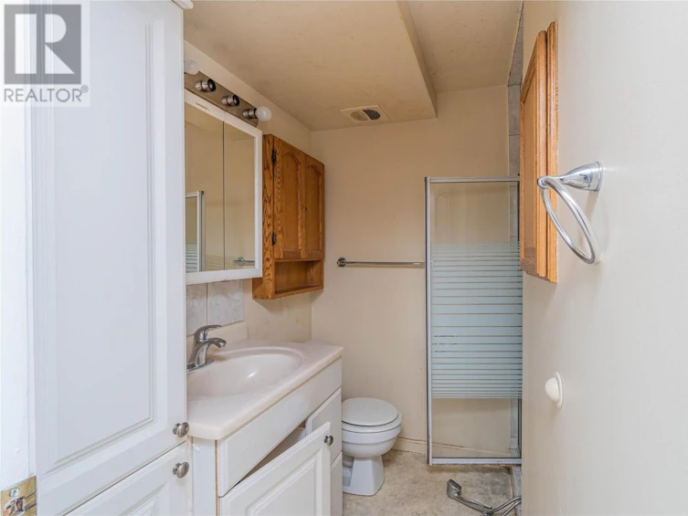 602-604 Brentwood Avenue, Kamloops, BC, V2P 1P5 - 25