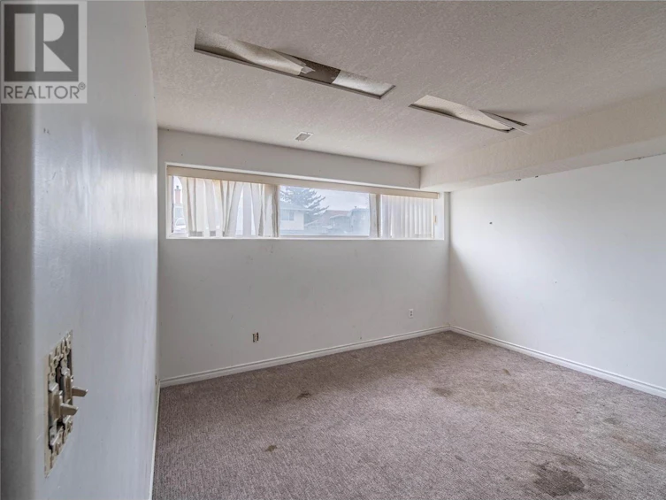 602-604 Brentwood Avenue, Kamloops, BC, V2P 1P5 - 26