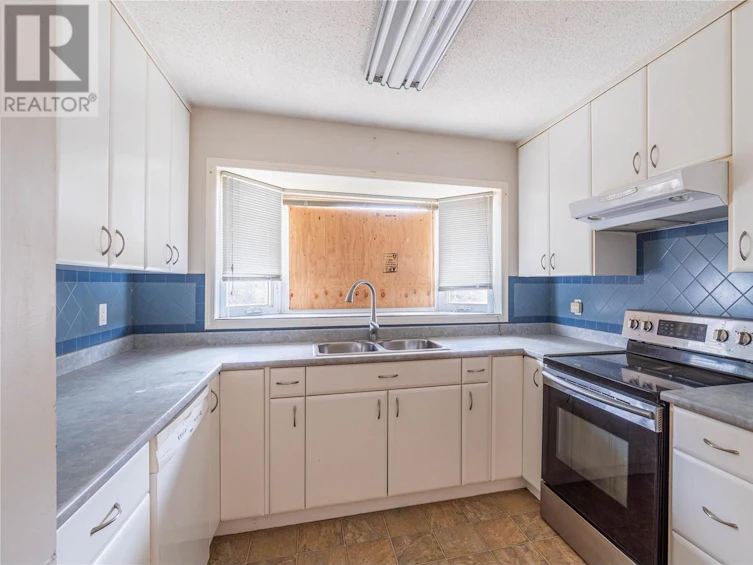 602-604 Brentwood Avenue, Kamloops, BC, V2P 1P5 - 35