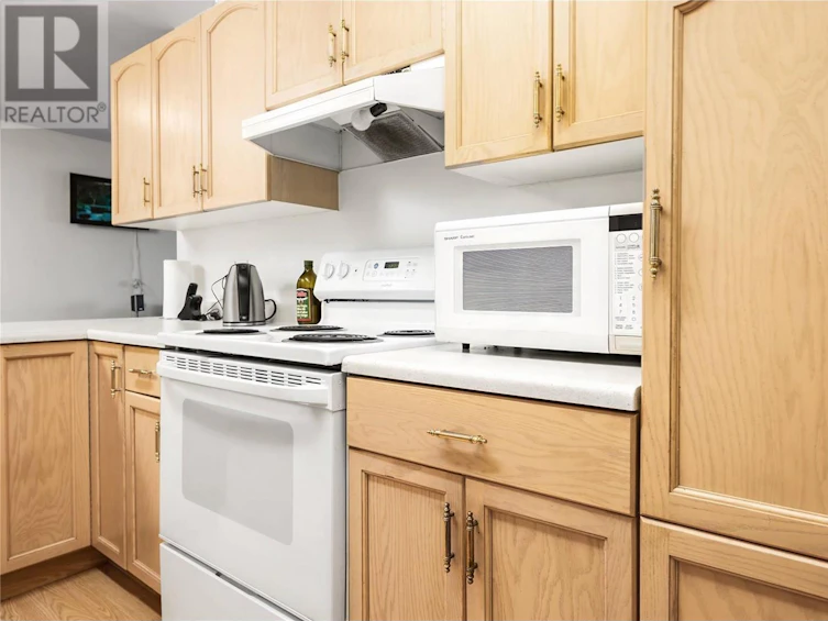 113-769 Klo Road, Kelowna, BC, V1Y 9L9 - 4