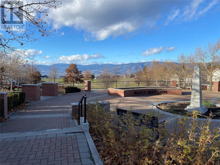 102-5300 Main Street, Kelowna, BC, V1W 0C1 - 47