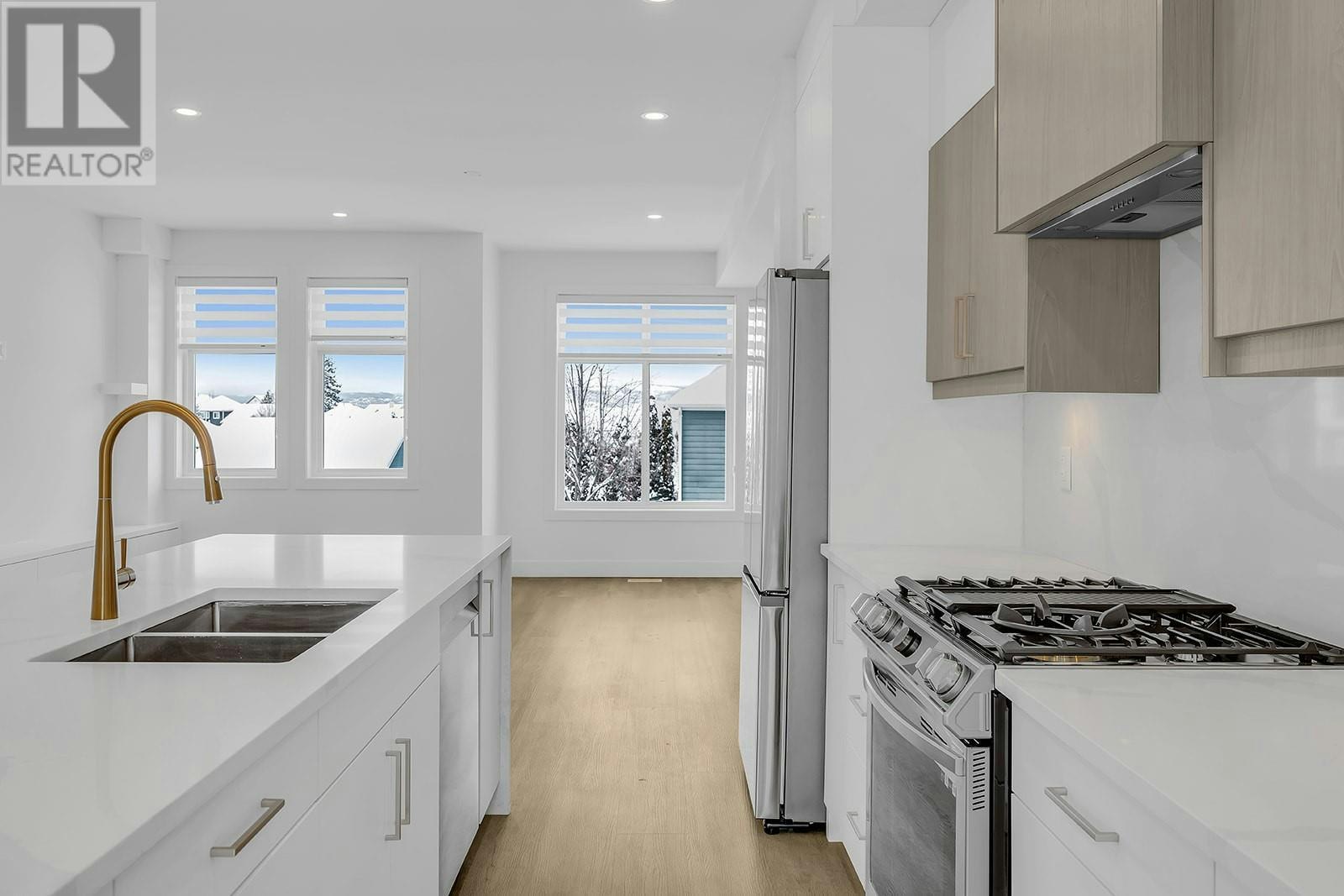 102-5300 Main Street, Kelowna, BC, V1W 0C1 - 6