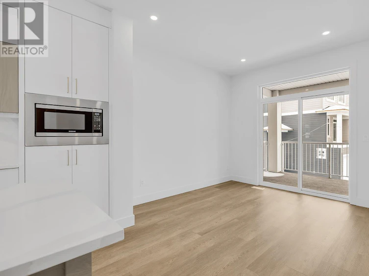 109-5300 Main Street, Kelowna, BC, V1W 0C1 - 12