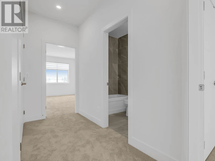 109-5300 Main Street, Kelowna, BC, V1W 0C1 - 32