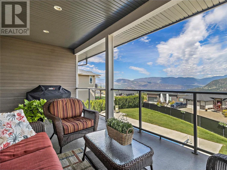2582 St. Andrews Street, Blind Bay, BC, V0E 1H0 - 2