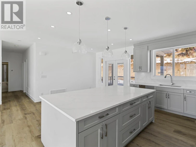 2755 Peregrine Way, Merritt, BC, V1K 0B4 - 10