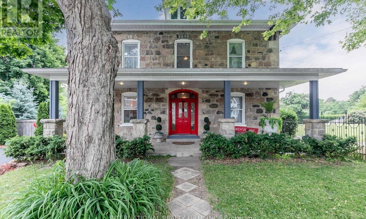 261 Smith Street