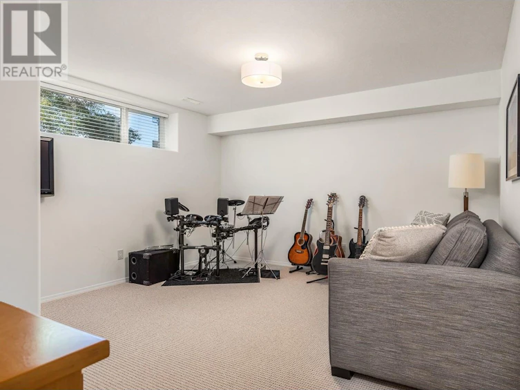 661 Mt York Drive, Coldstream, BC, V1B 3X2 - 33