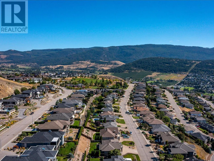 661 Mt York Drive, Coldstream, BC, V1B 3X2 - 45