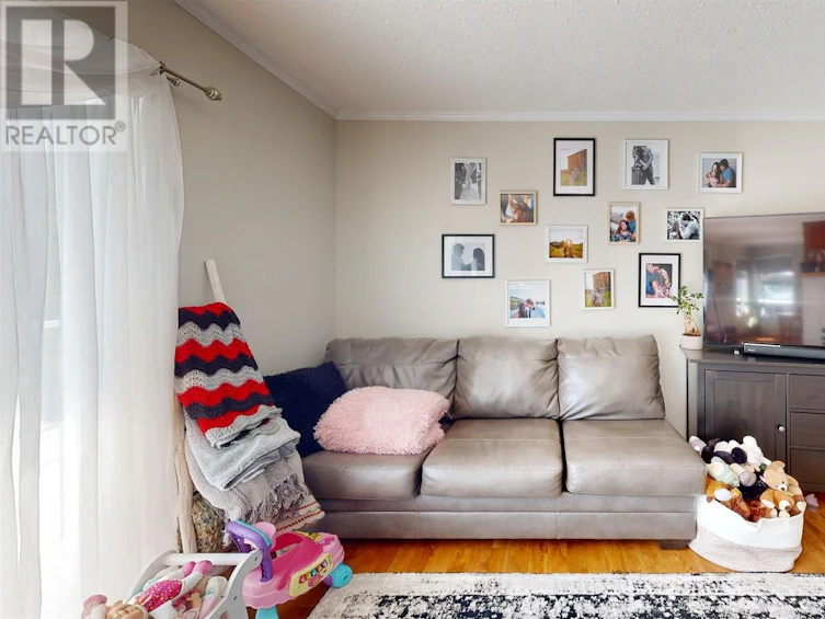 5902 Eastwood Road, 100 Mile House, BC, V0K 2E1 - 16