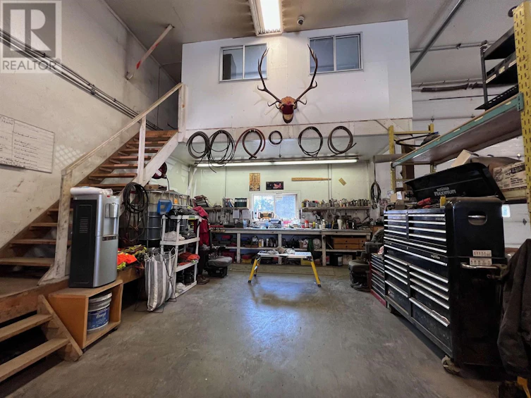 5902 Eastwood Road, 100 Mile House, BC, V0K 2E1 - 37