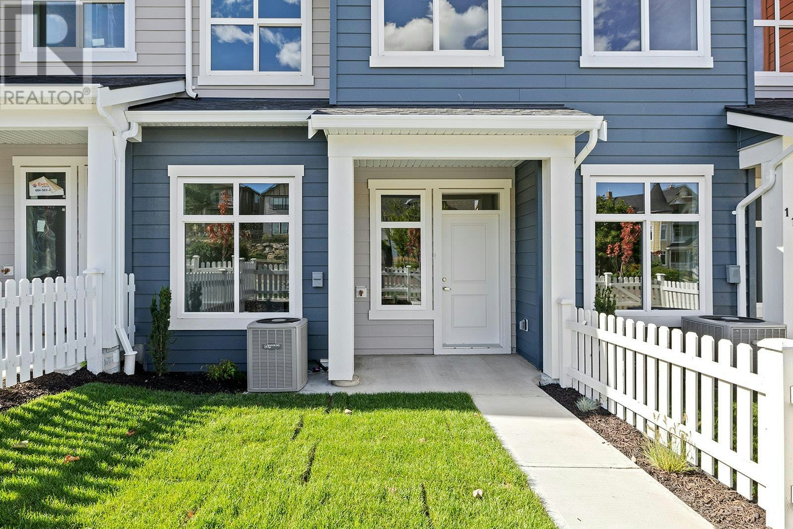 120-5300 Main Street, Kelowna, BC, V1W 0C1