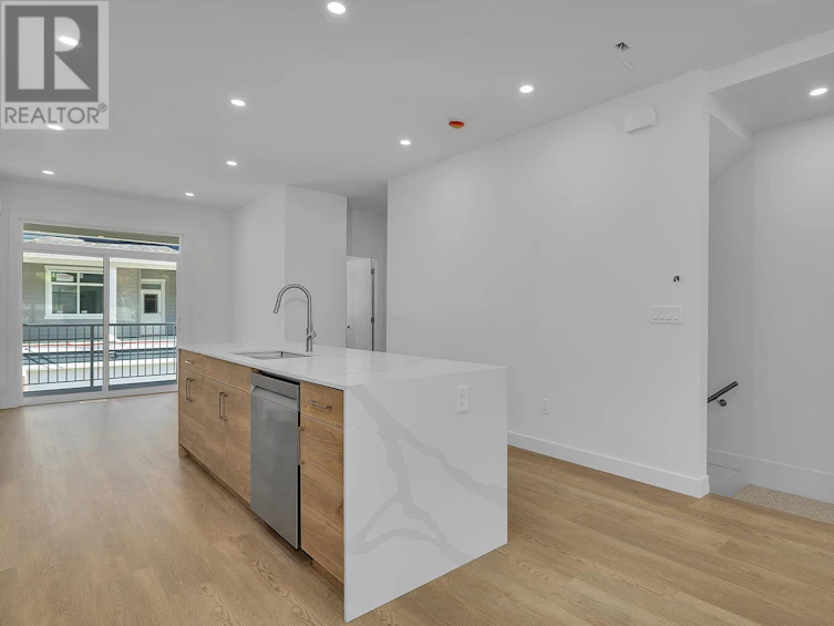 120-5300 Main Street, Kelowna, BC, V1W 0C1 - 20