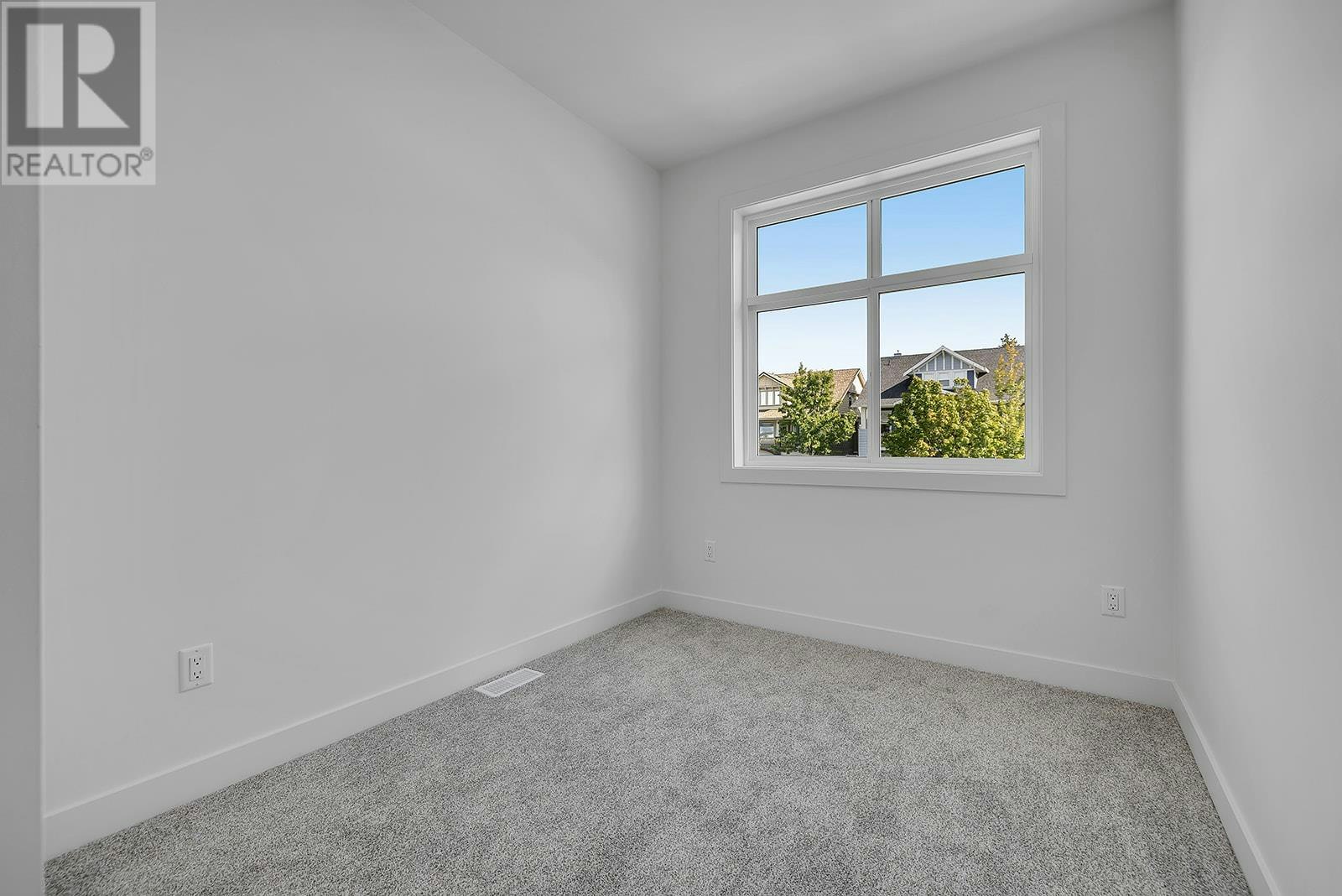 120-5300 Main Street, Kelowna, BC, V1W 0C1 - 33
