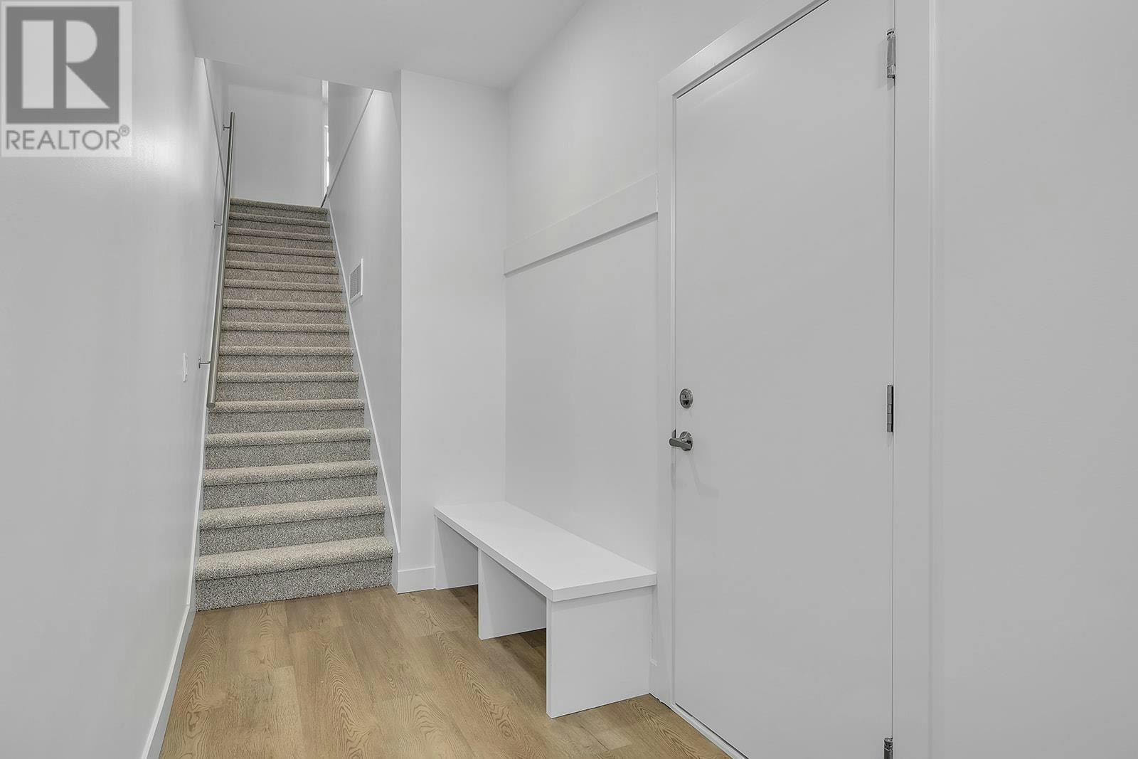 120-5300 Main Street, Kelowna, BC, V1W 0C1 - 39