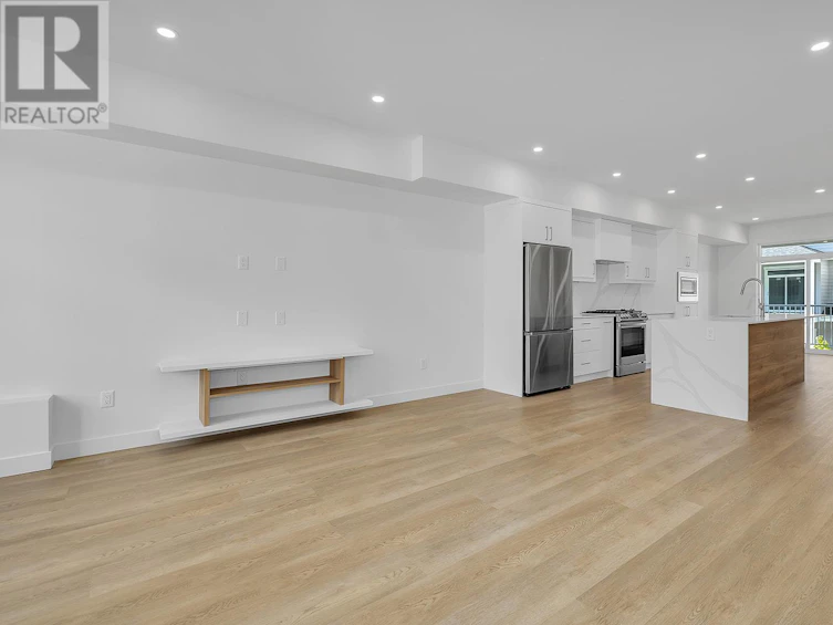 120-5300 Main Street, Kelowna, BC, V1W 0C1 - 9
