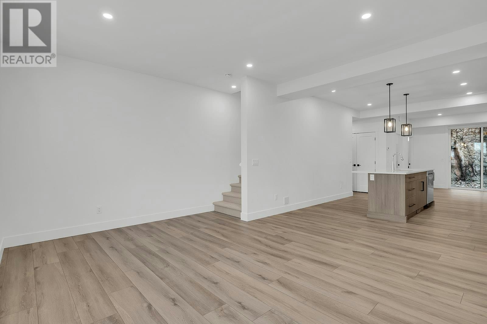 16-2835 Canyon Crest Drive, West Kelowna, BC, V4T 0E3 - 14
