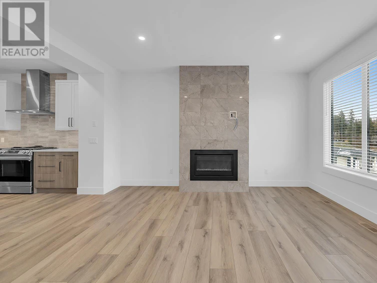 16-2835 Canyon Crest Drive, West Kelowna, BC, V4T 0E3 - 16