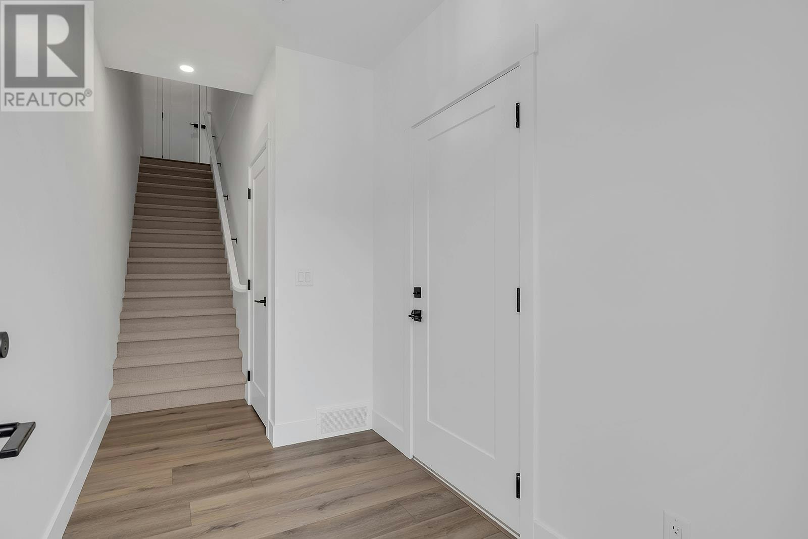 16-2835 Canyon Crest Drive, West Kelowna, BC, V4T 0E3 - 30