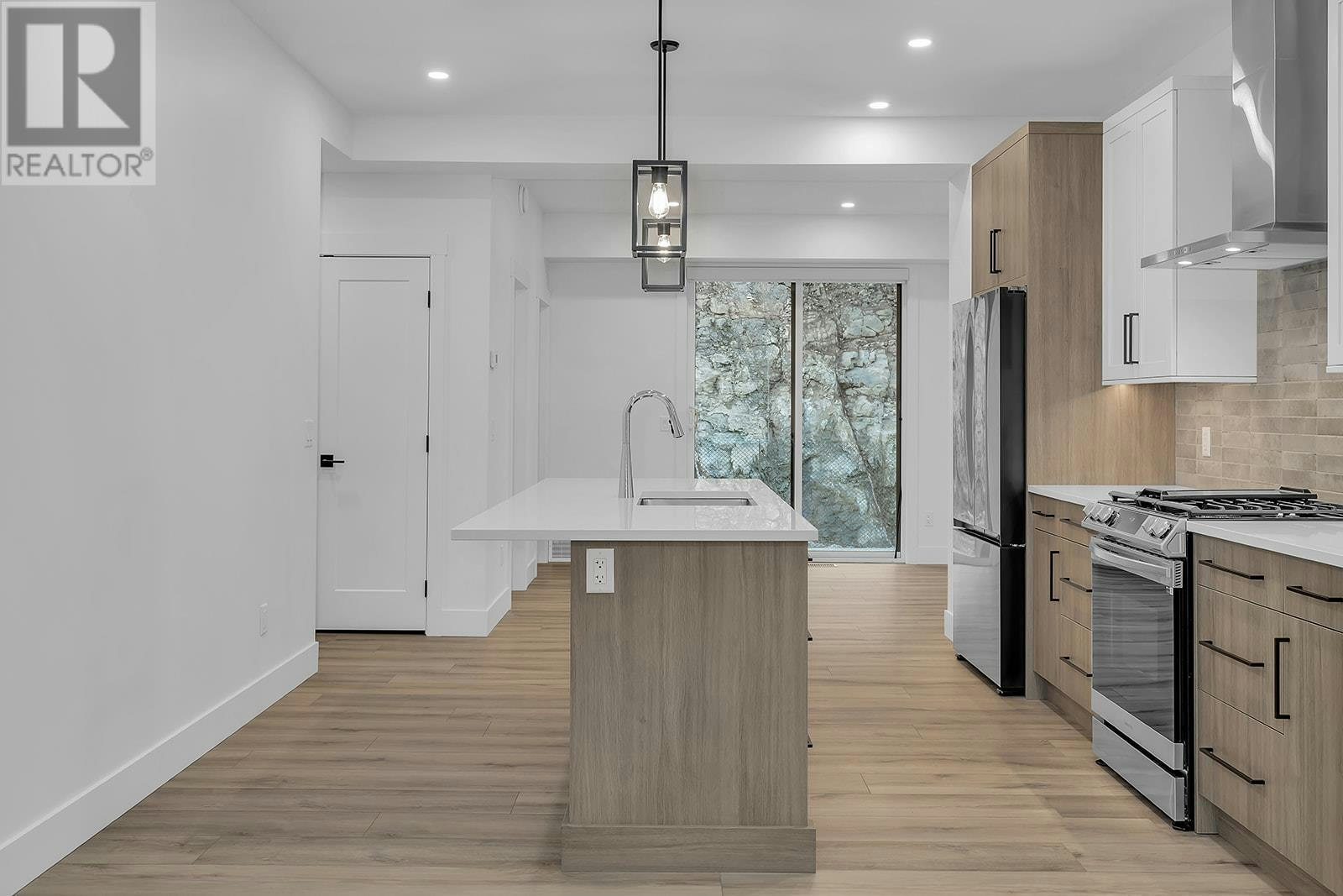 16-2835 Canyon Crest Drive, West Kelowna, BC, V4T 0E3 - 4