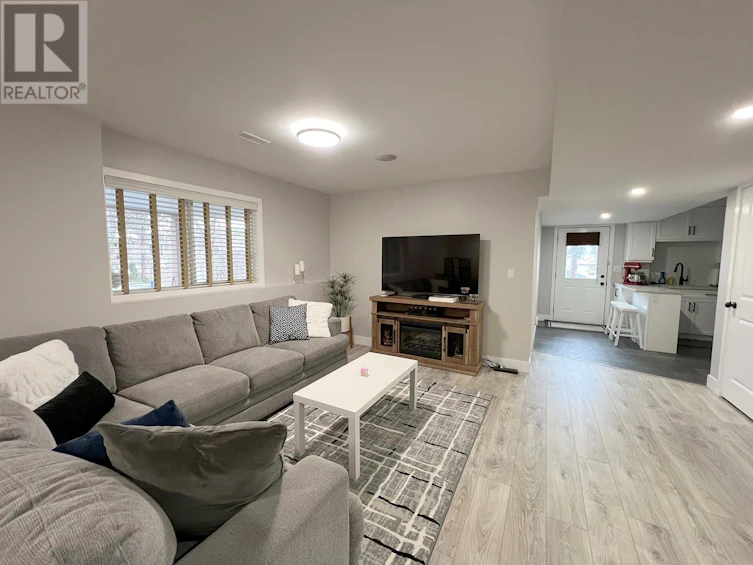 1548 Assiniboine Road, Kamloops, BC, V2E 2R1 - 28
