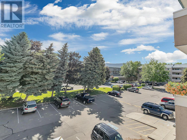302-3160 De Montreuil Court, Kelowna, BC, V1W 3W3 - 21