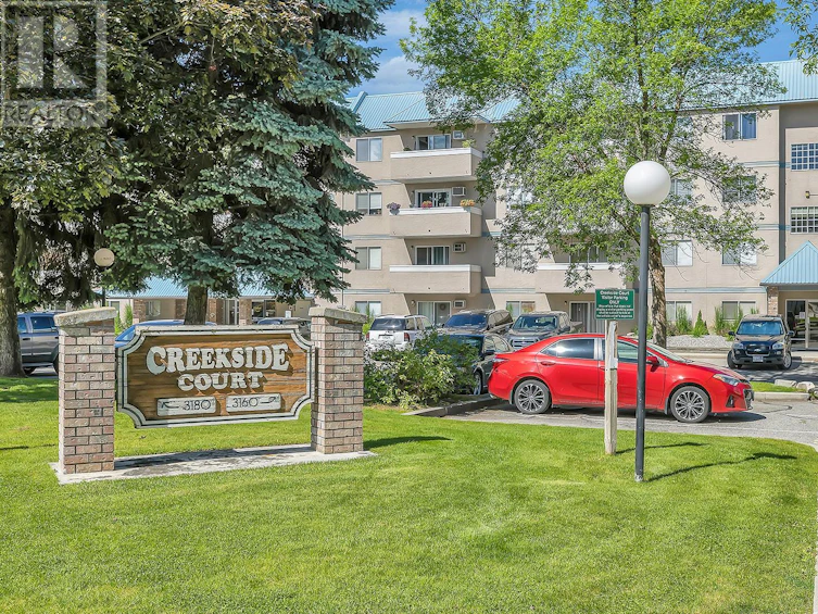 302-3160 De Montreuil Court, Kelowna, BC, V1W 3W3 - 36