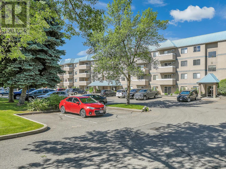 302-3160 De Montreuil Court, Kelowna, BC, V1W 3W3 - 37