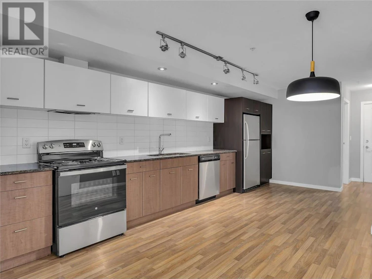 203-547 Yates Road, Kelowna, BC, V1V 2V5 - 18