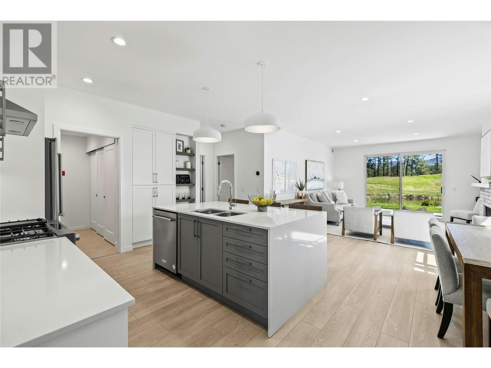 7-1979 Country Club Drive, Kelowna, BC, V1X 0H6 - 7