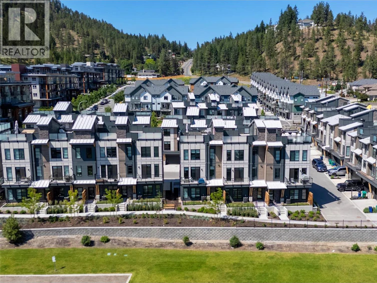 118-1455 Cara Glen Court, Kelowna, BC, V1V 3B8 - 2
