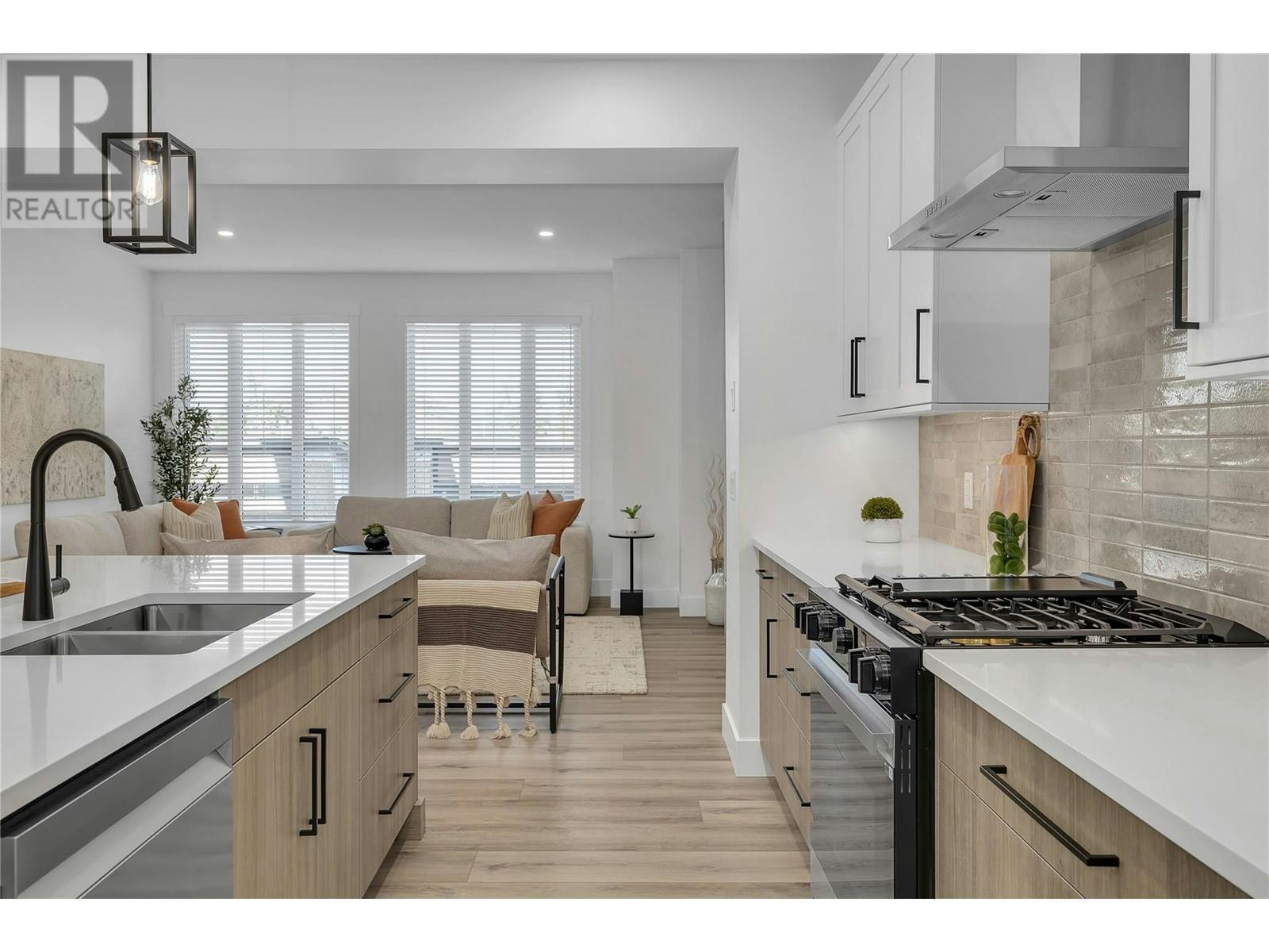 18-2835 Canyon Crest Drive, West Kelowna, BC, V4T 0G8 - 10