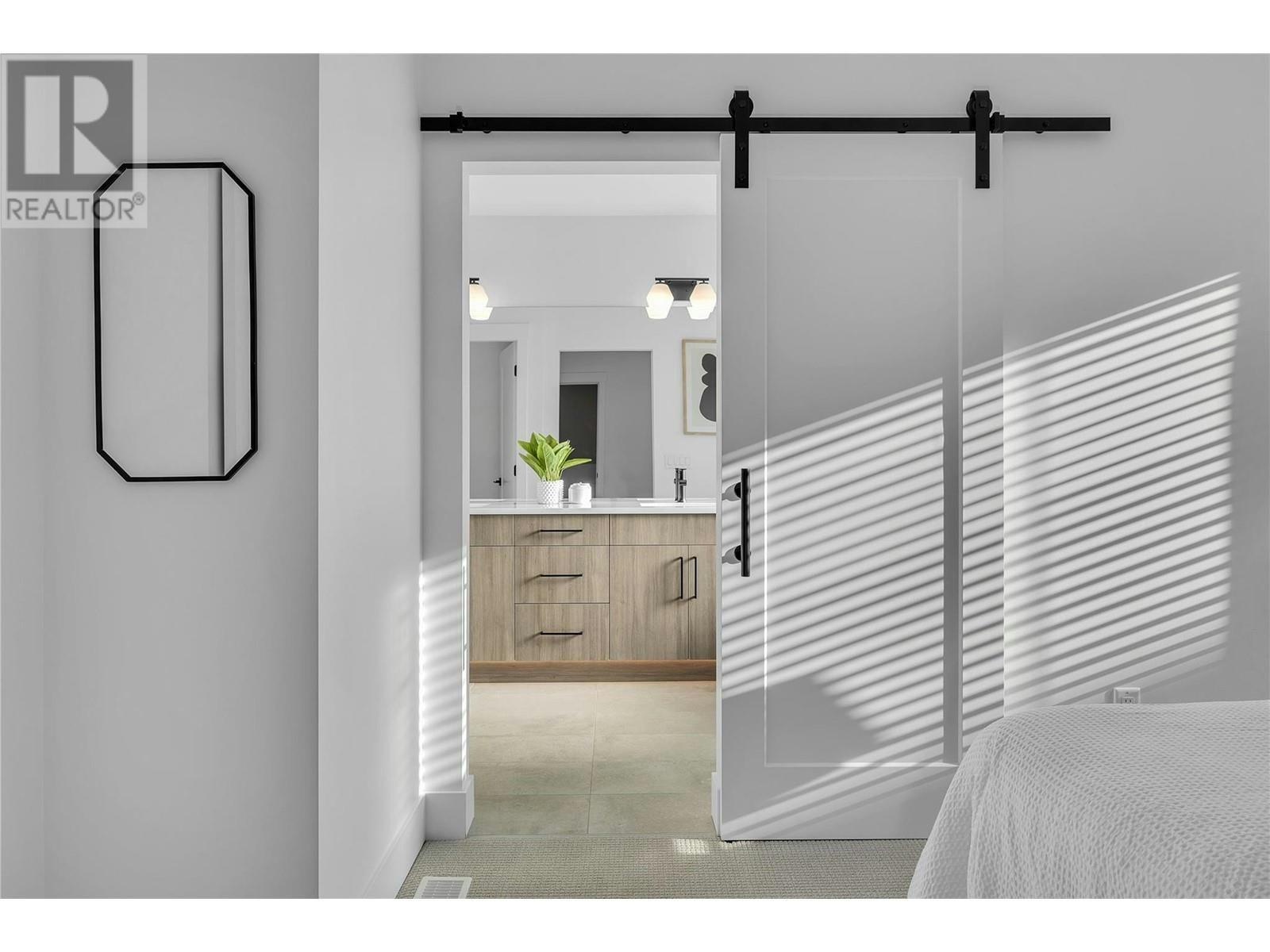 18-2835 Canyon Crest Drive, West Kelowna, BC, V4T 0G8 - 22