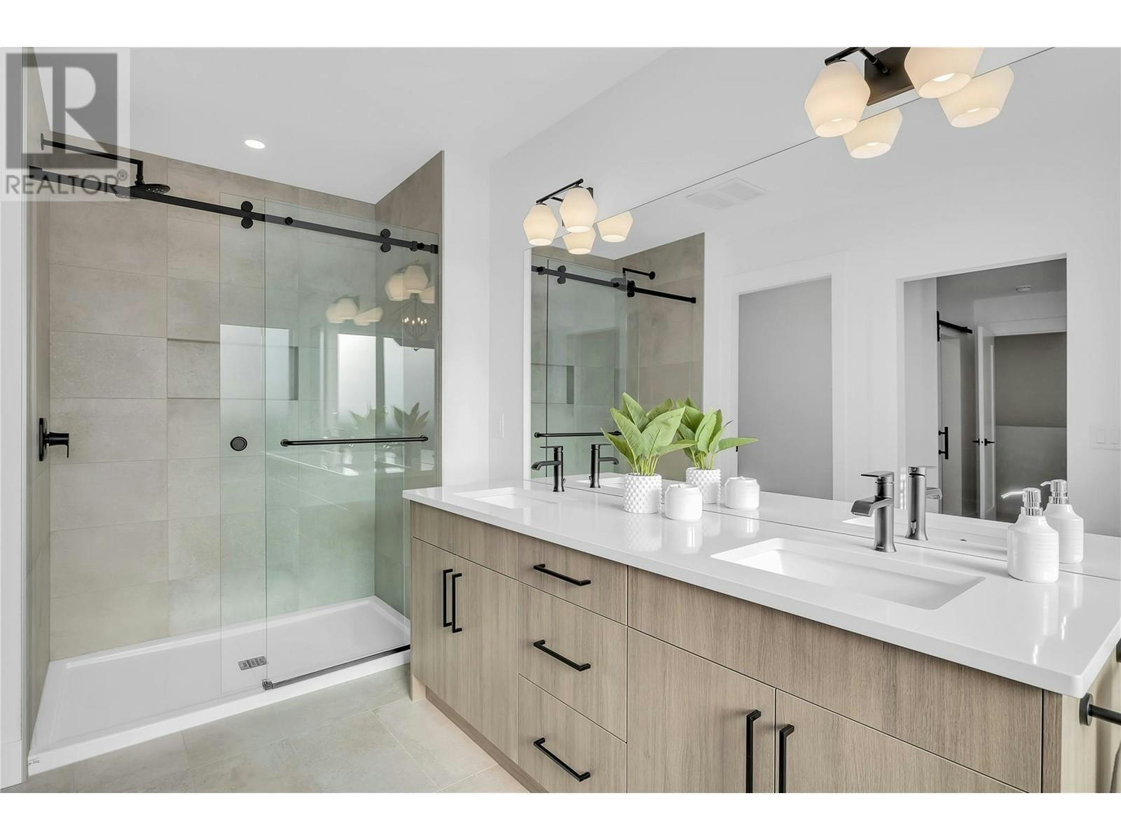18-2835 Canyon Crest Drive, West Kelowna, BC, V4T 0G8 - 25