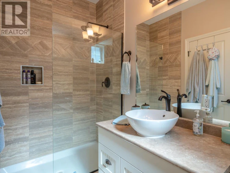 126-2450 Radio Tower Road, Osoyoos, BC, V0H 1T1 - 18