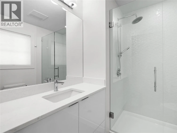 116-1455 Cara Glen Court, Kelowna, BC, V1V 3B8 - 8