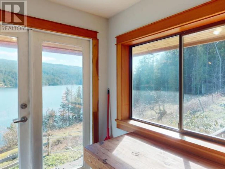 2870 Dangio Road, Powell River, BC, V8A 0G3 - 19