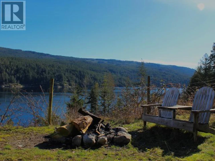 2870 Dangio Road, Powell River, BC, V8A 0G3 - 4