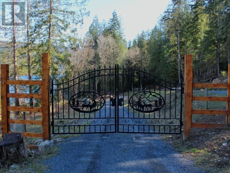 2870 Dangio Road, Powell River, BC, V8A 0G3 - 59