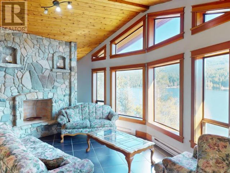 2870 Dangio Road, Powell River, BC, V8A 0G3 - 7