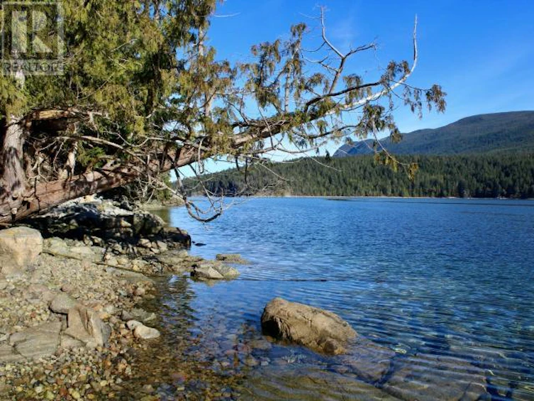 2870 Dangio Road, Powell River, BC, V8A 0G3 - 70