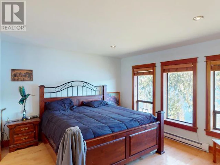 2870 Dangio Road, Powell River, BC, V8A 0G3 - 9
